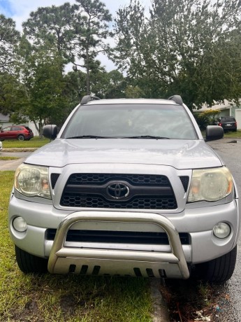 2010-toyota-tacoma-double-cab-v6-big-9