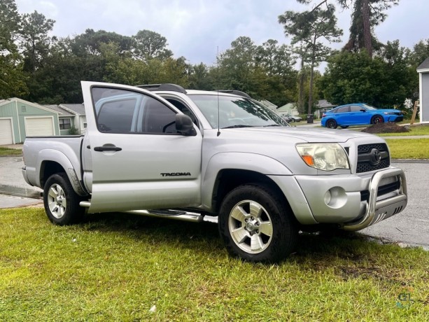 2010-toyota-tacoma-double-cab-v6-big-2