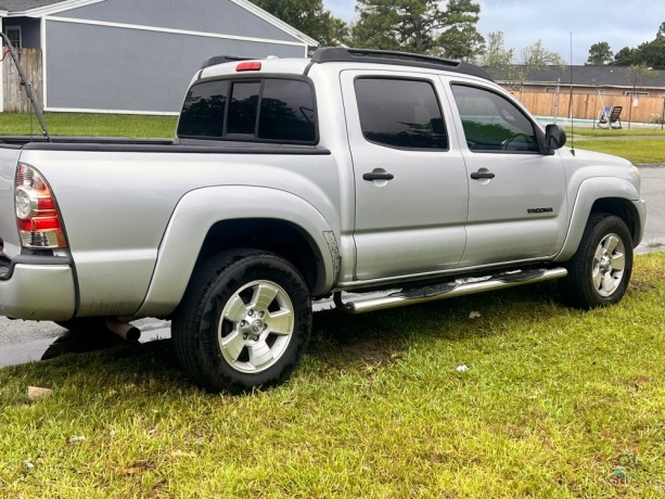 2010-toyota-tacoma-double-cab-v6-big-1